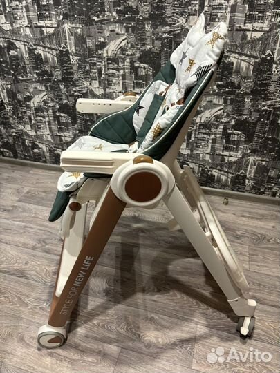 Стульчик для кормления happy baby berny v2
