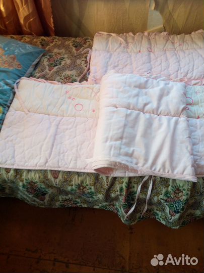 Бортики в детскую кроватку для девочки