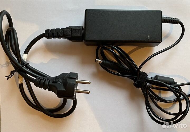 Блок питания ноутбука Samsung оригинал зарядка