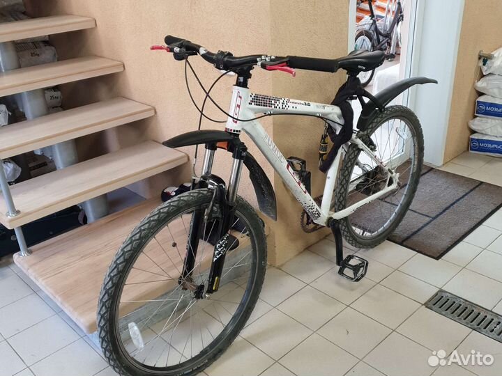 Велосипед GT avalanche 3.0