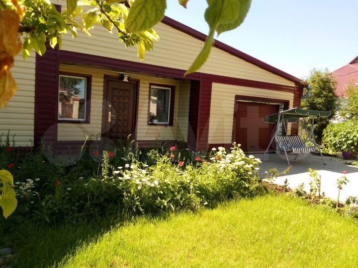 Дом 100 м² на участке 10 сот.