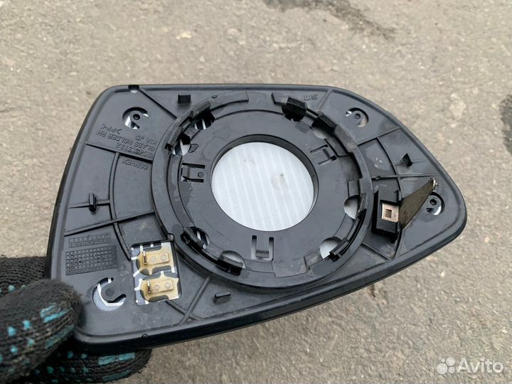 Стекло зеркала заднего вида правое Ceed 2