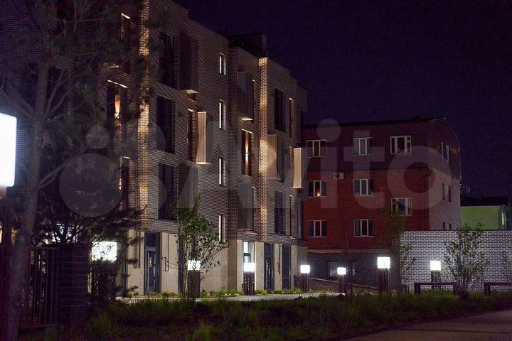 2-к. квартира, 88,2 м², 2/4 эт.