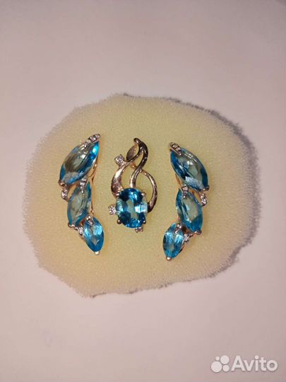 Золотые серьги