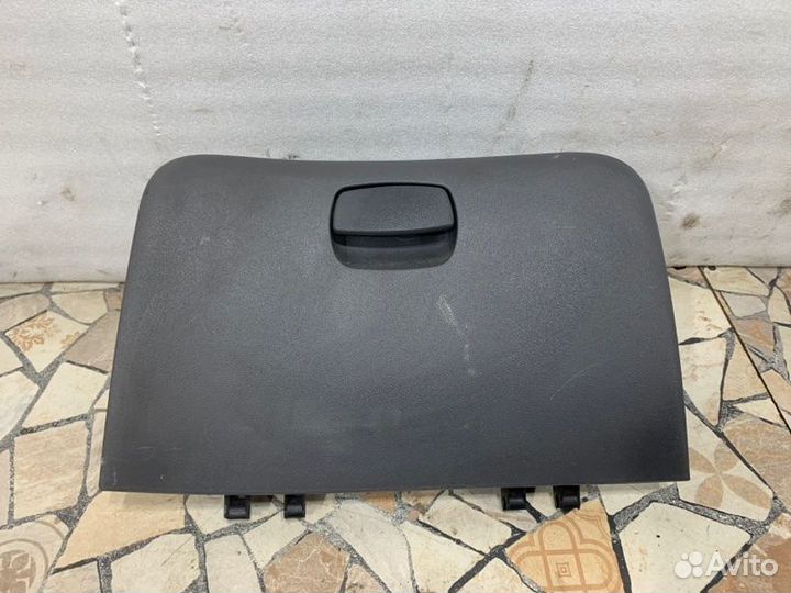 Бардачок Kia Rio хэтчбэк 1.4 G4EE 2011