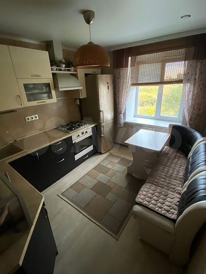 2-к. квартира, 48 м², 4/9 эт.