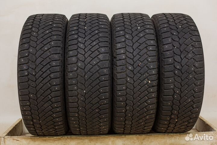 Gislaved Nord Frost 200 SUV 235/55 R19 105T