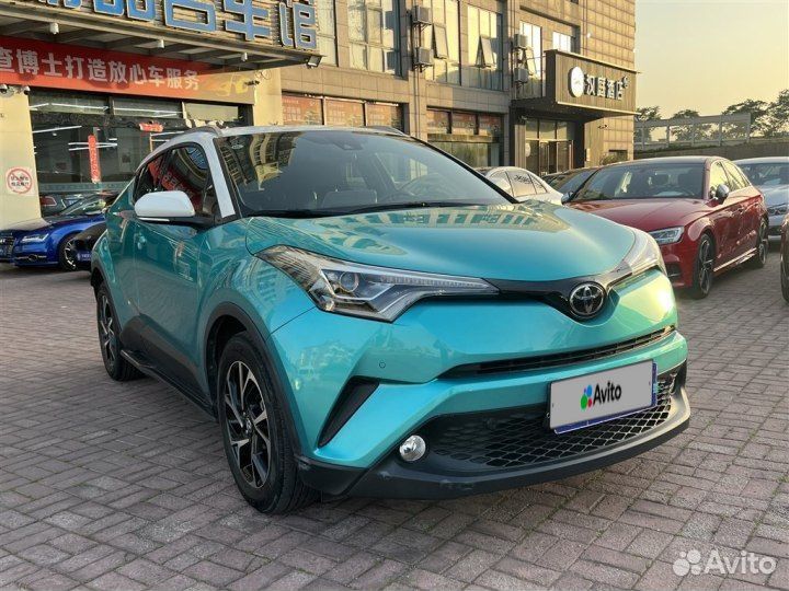 Toyota C-HR 2.0 CVT, 2018, 20 000 км