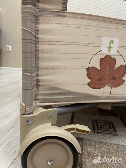 Манеж деткий