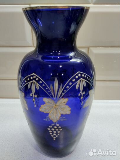 Ваза виноград лзхс. Конфетница Чехия. Кобальт