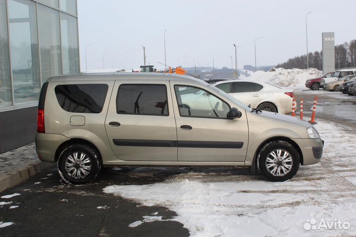 LADA Largus 1.6 МТ, 2013, 100 108 км