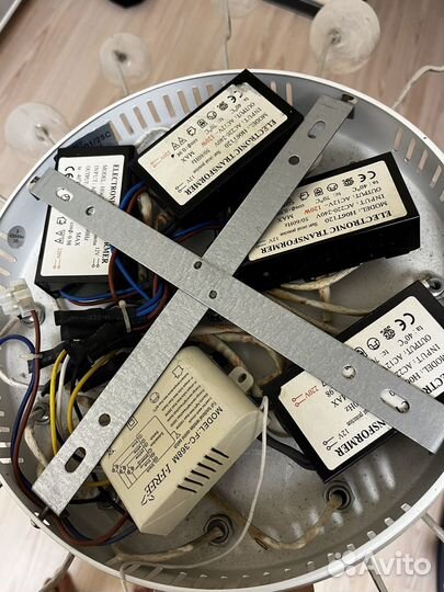 Люстра потолочная