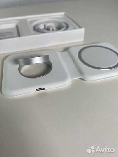 Apple Magsafe duo charger