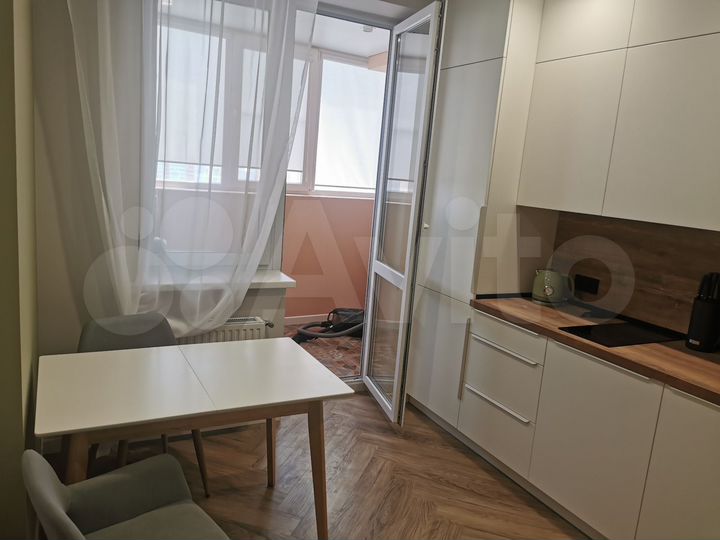 1-к. квартира, 42 м², 17/24 эт.