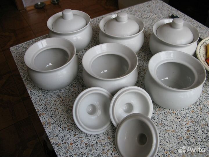 Рюмки 12шт, горшочки для запекания 6шт, новые,СССР