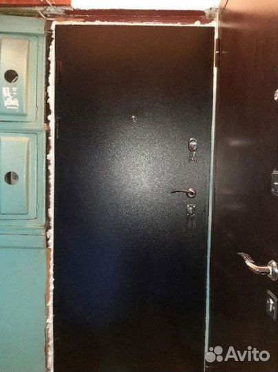 Стальная дверь-перегородка