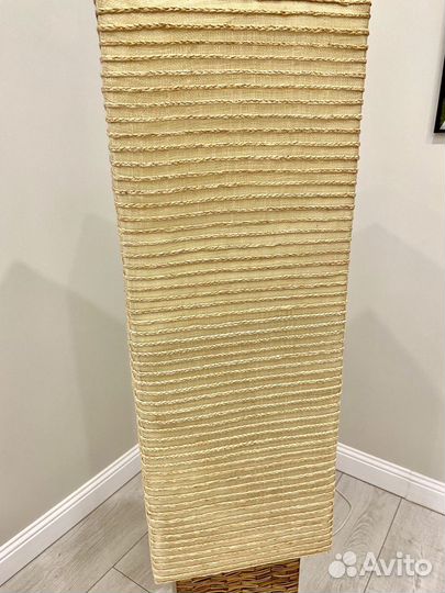 Продам торшер