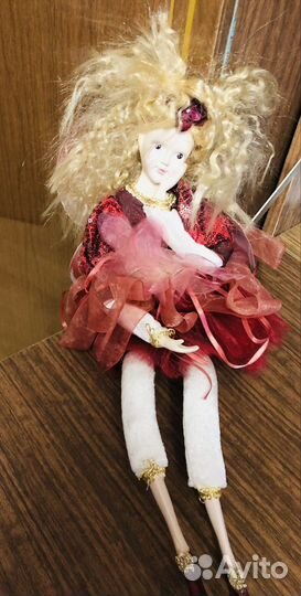 Игрушка Кукла музыкальная