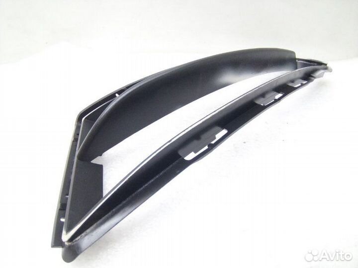 Решетка в бампер передняя левая Bmw 1-Series E82