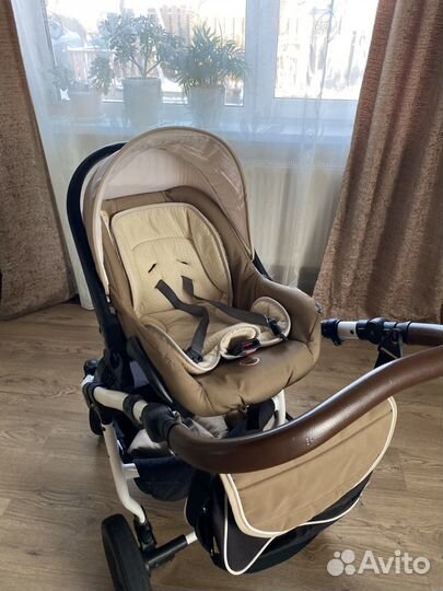 Детская коляска 3 в 1 Tutis zippy