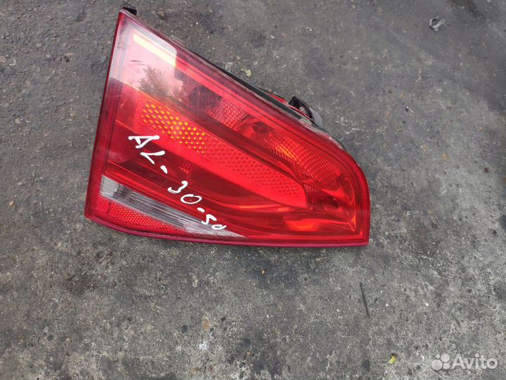 Левый фонарь Audi A4 B8