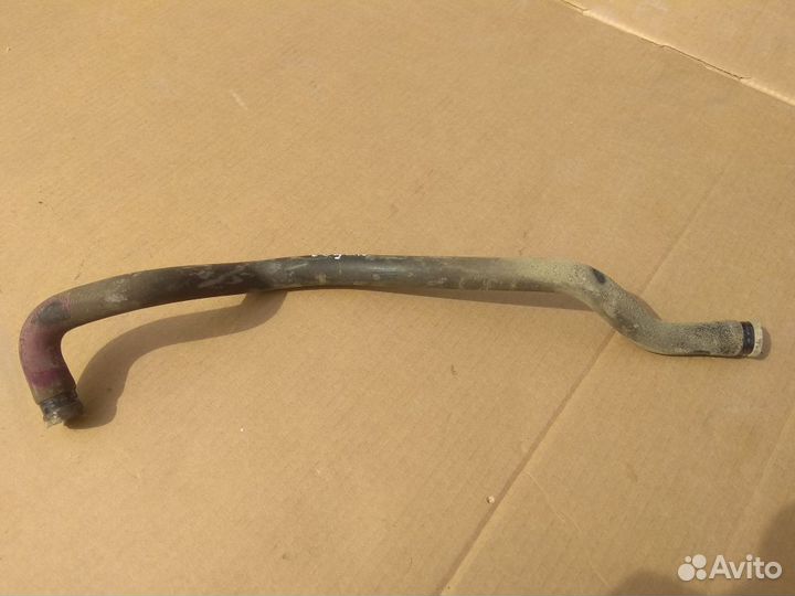 Патрубок радиатора Renault Logan I (2004—2009)