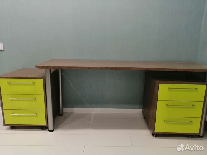 Комплект мебели для детской