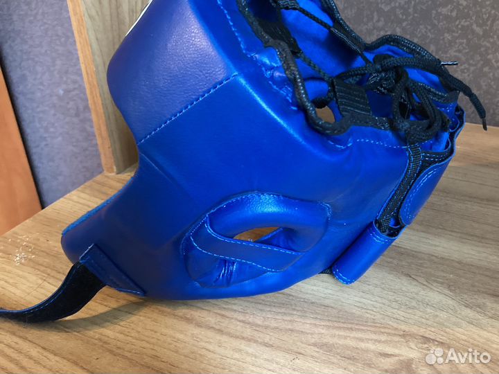 Шлем для единоборств