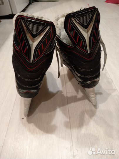 Хоккейные коньки bauer vapor x500