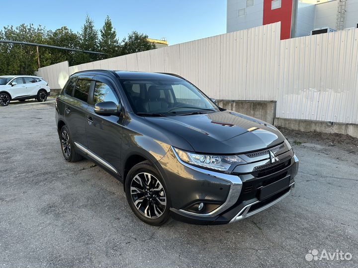Mitsubishi Outlander 2.0 CVT, 2021, 40 800 км