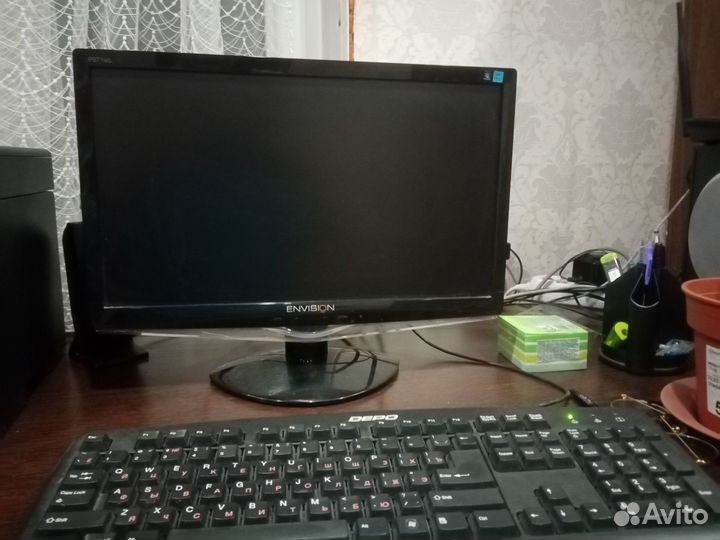 Монитор Envision P971wL