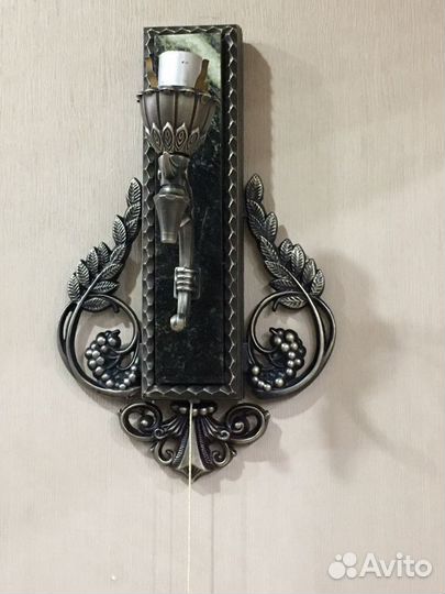 Светильники настенные