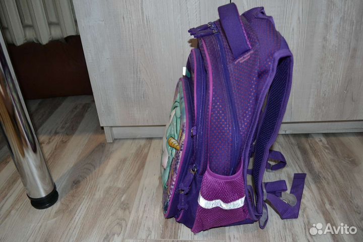 Школьный рюкзак