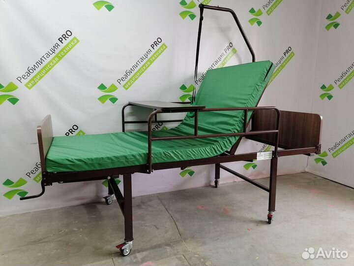 Кровать медицинская для лежачих больных