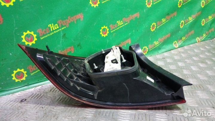 Фонарь задний правый Ford Focus 2 седан 1.6 2006