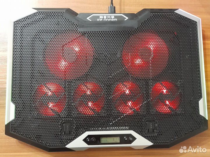 Охлаждающая подставка для ноутбука