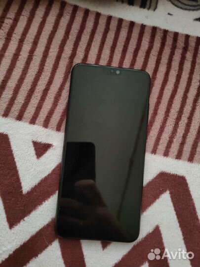 Телефон Honor 8x