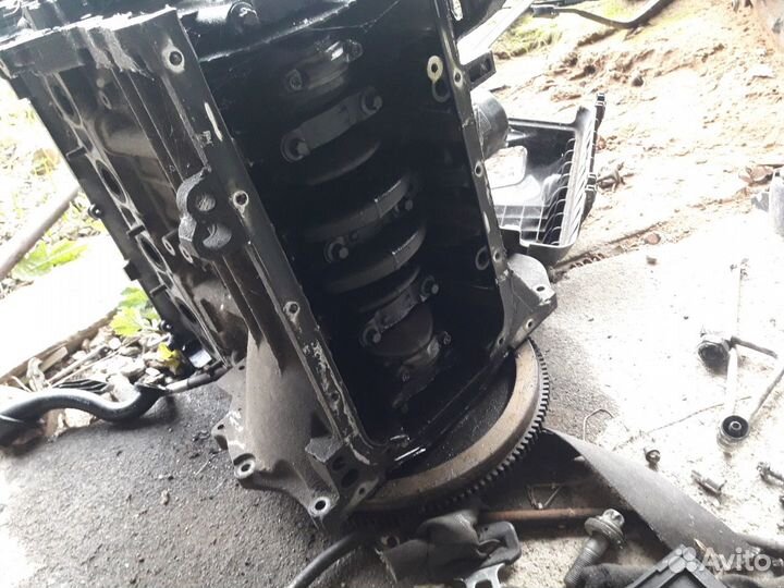 Блок двигателя Mitsubishi 4a 91