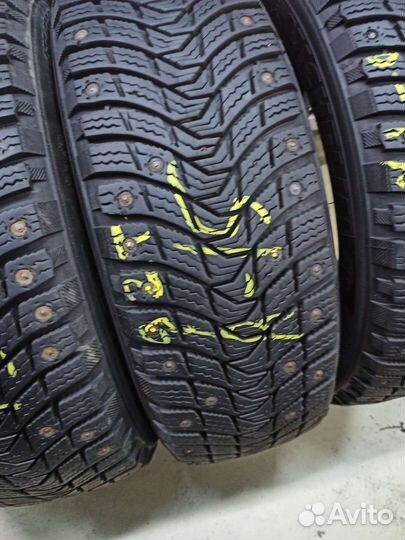 Michelin X-Ice XI3 185/65 R15 92T