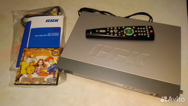 Видеомагнитофон BBK DV113SI