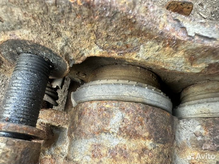 Суппорт передний со скобой Fiat Ducato 250