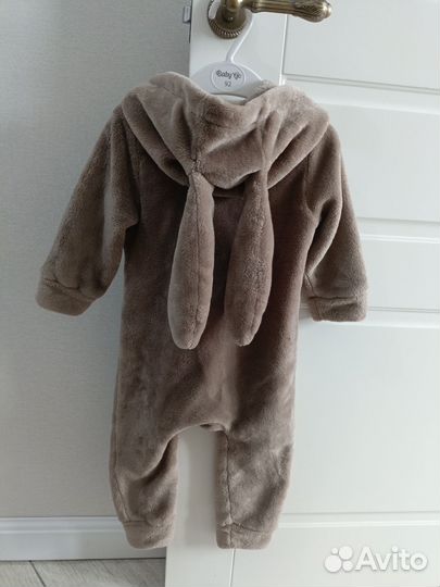 Плюшевый комбинезон с ушками