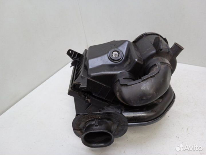 Корпус воздушного фильтра Nissan Navara D40 2.5