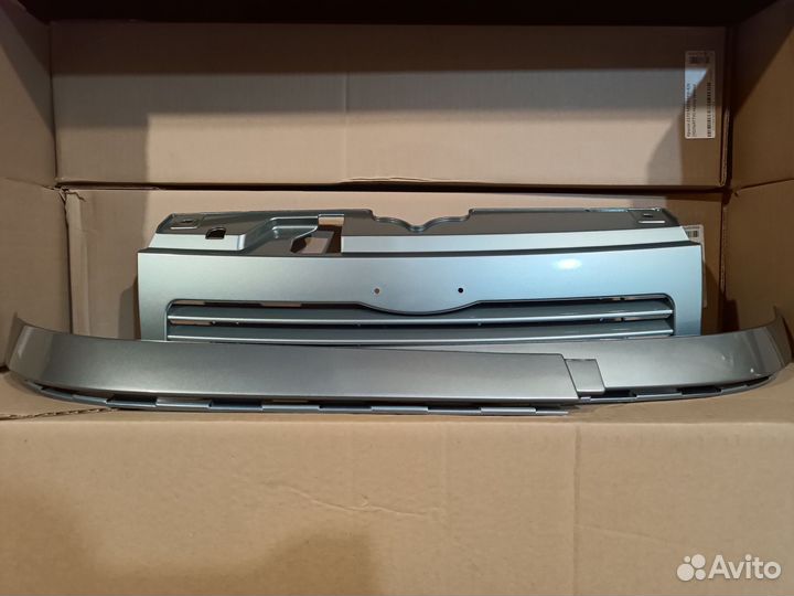 Решетка радиатора и ресницы ваз 2110 кварц