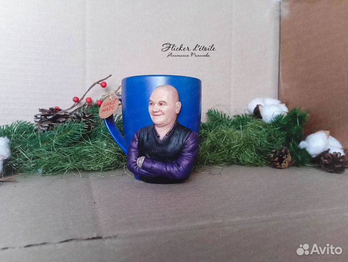 Кружка с декором из полимерной глины. Шарж по фото