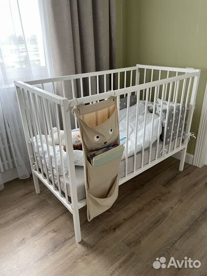 Детская кроватка для малышей