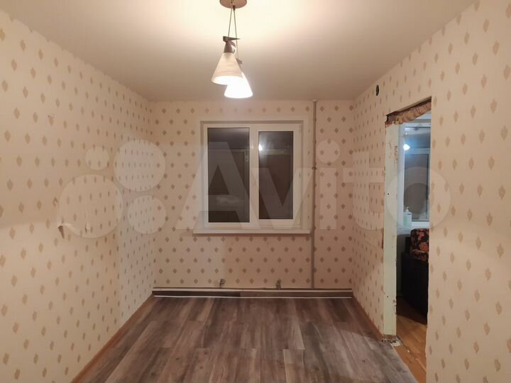 2-к. квартира, 56 м², 1/5 эт.