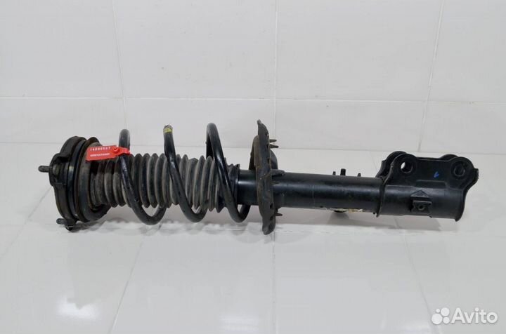 Стойка амортизатора передняя правая Kia Sportage 4