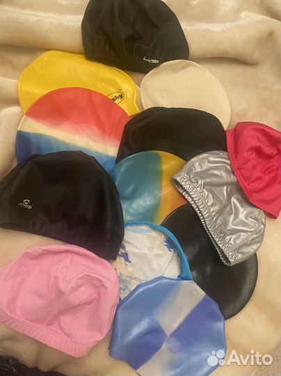 Шапочки для бассейна разные новые/почти новые