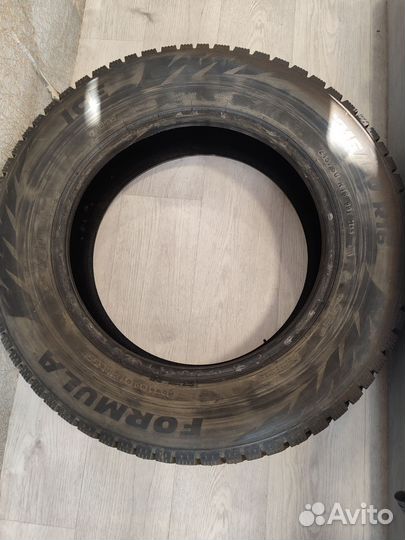 Formula Ice 215/60 R16 99S